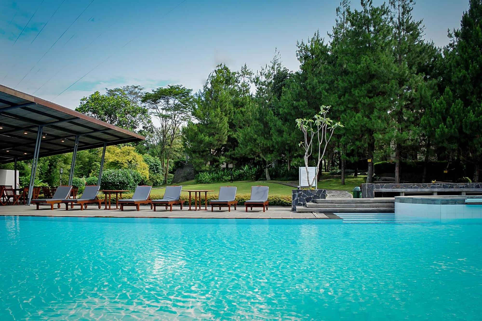Puri Setiabudhi Bandung Exterior foto